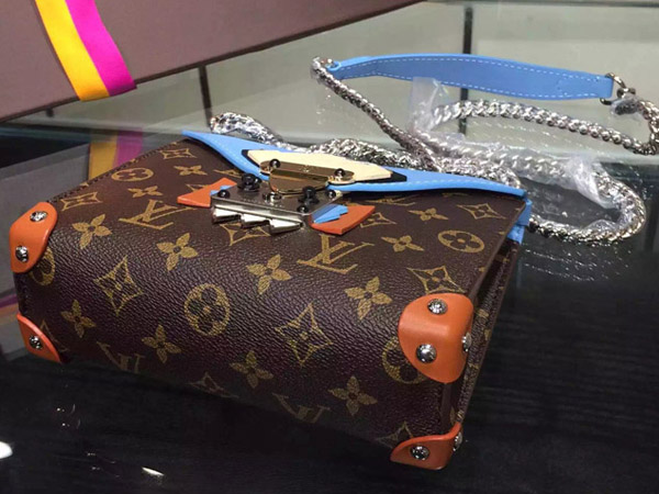 ルイヴィトン マカサースーパーコピーカーフスキン キャンバス ポシェットマスクPM M50128